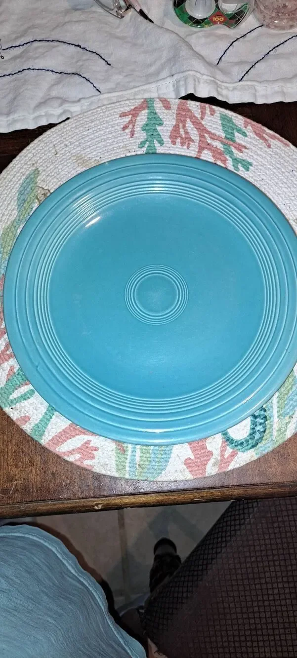 Vintage Genuine Fiesta Turquoise Dinnerware 7 Piece Lot HLC USA Plates Saucers S
